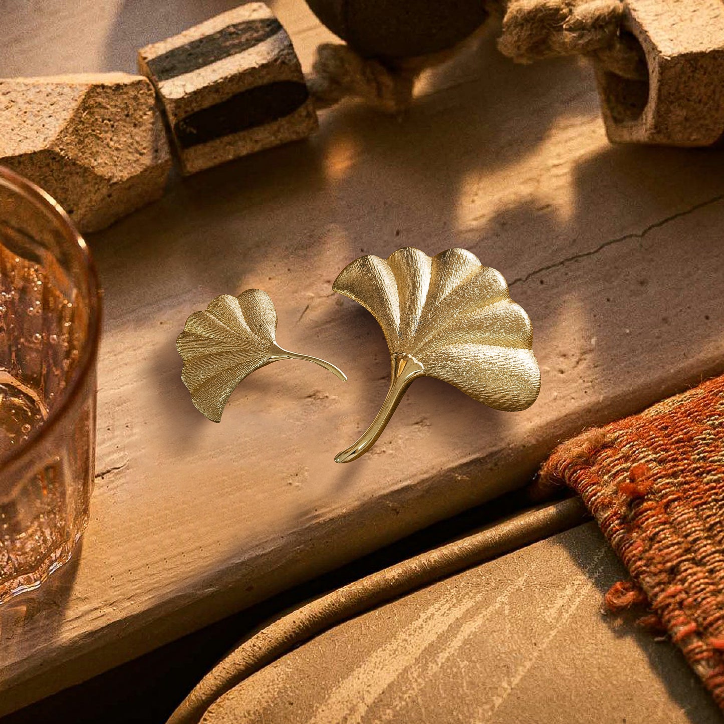 Set of 2 Ginkgo Leaf Brass Decorative Door Handles DOOROOM