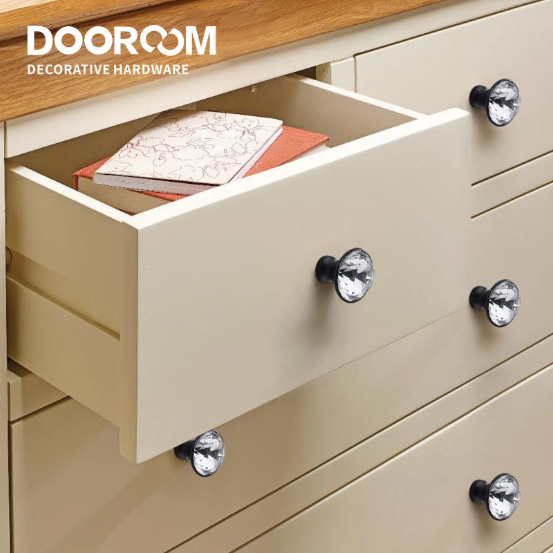 Dooroom Brass Furniture Handles Crystal Wardrobe Dresser Cupboard Cabinet Door Drawer Shoe Box Pulls European Light Luxury Knobs DOOROOM