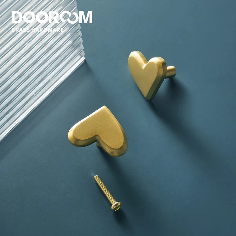 Dooroom Brass Heart Shaped Furniture Handles Wardrobe Dresser Cupboard Cabinet Drawer Shoe Box Knobs Clothes Hangers Wall Hooks DOOROOM