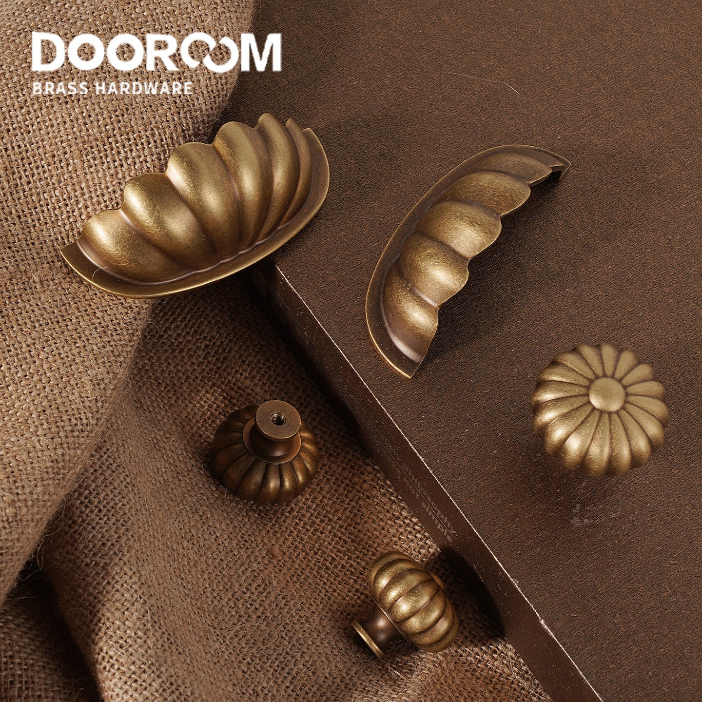 Dooroom Brass Furniture Handles Modern Pumpkin Yellow Bronze Wardrobe Dresser Cupboard Cabinet Shoe Box Knobs Hardware tools DOOROOM