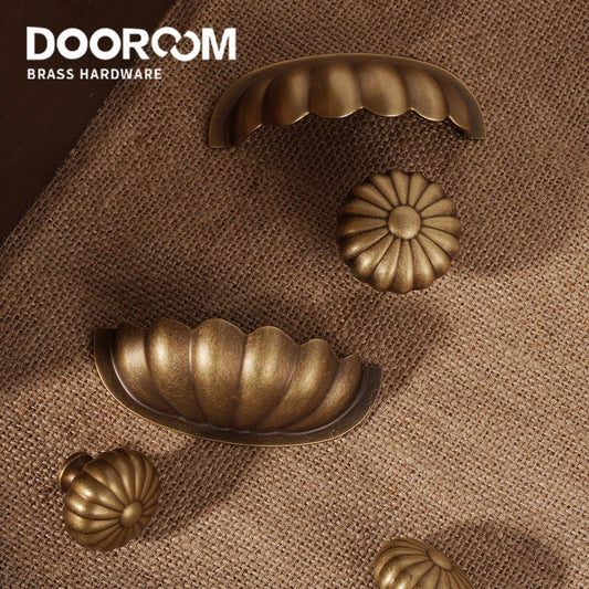 Dooroom Brass Furniture Handles Modern Pumpkin Yellow Bronze Wardrobe Dresser Cupboard Cabinet Shoe Box Knobs Hardware tools DOOROOM