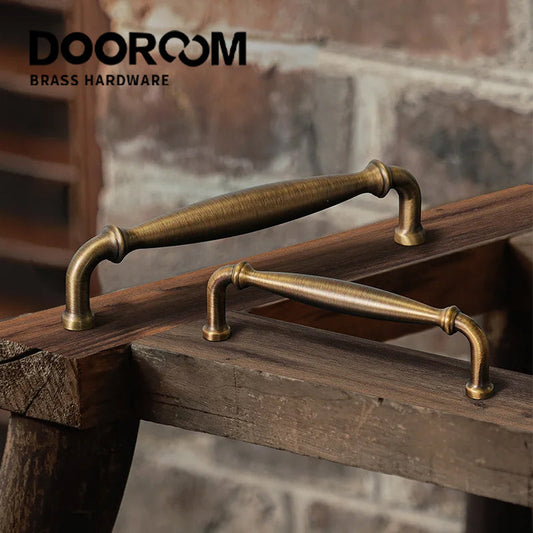 Dooroom Brass Furniture Handles Retro Antique Bronze Kitchen Cabinet Drawer Knob Modern Drawer Pull Handle Hardware Accessoires DOOROOM