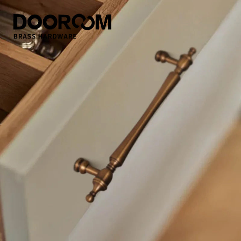Dooroom Brass Furniture Handles Retro Antique Bronze Senior Solid Drawer Knob Kitchen Cabinet Drawer Wardrobe Hardware Handle DOOROOM