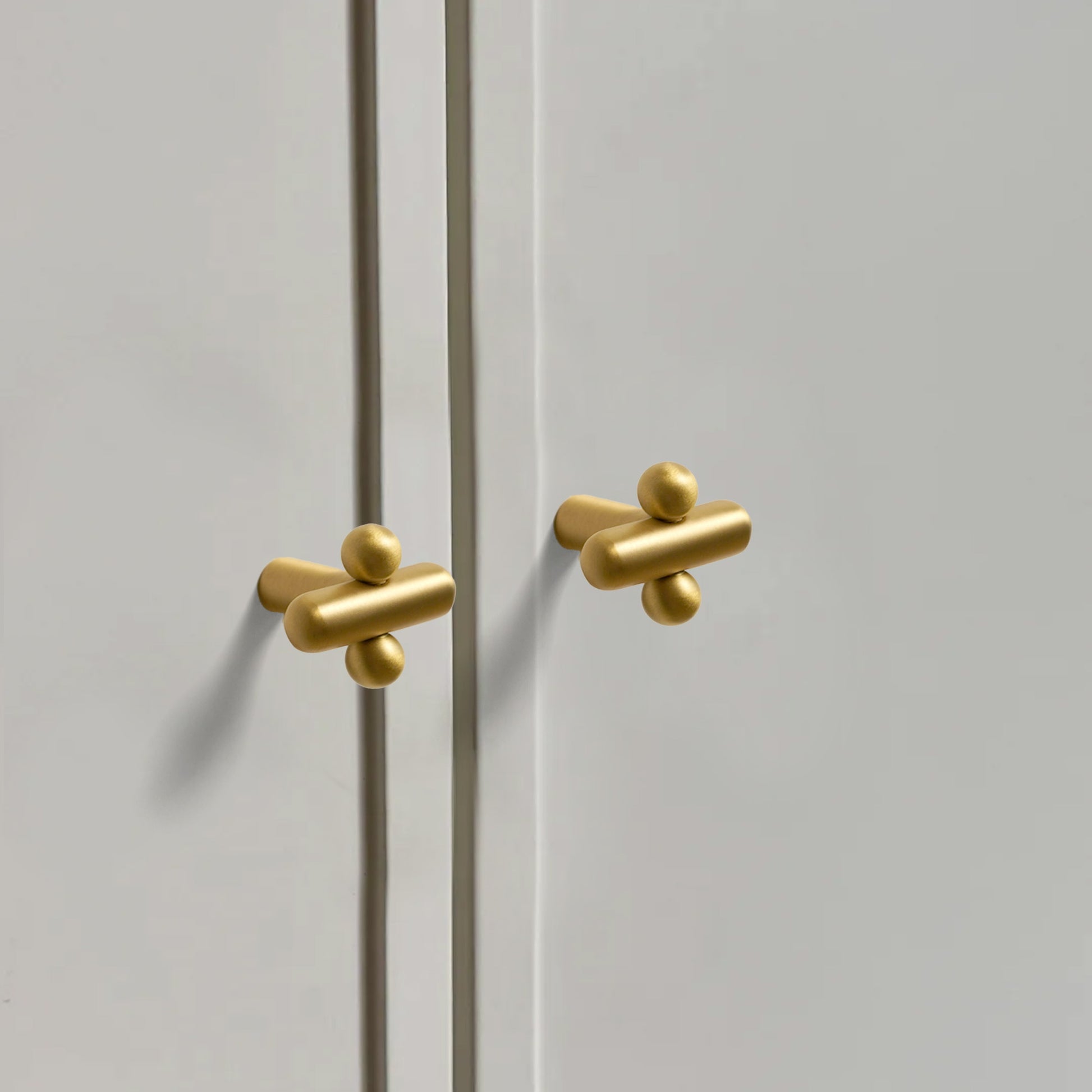 Set of 6 1-1/5" Length Bar Knobs DOOROOM