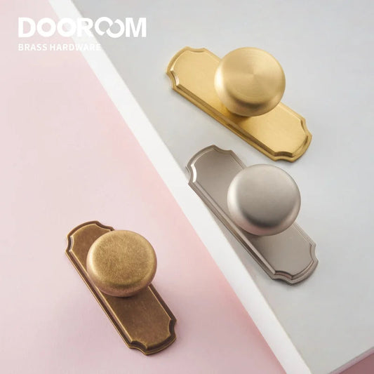 Dooroom Brass Furniture Handles Matt Nickel Yellow Bronze Pulls With Base Cupboard Wardrobe Dresser Shoe Box Drawer Cabinet Knob DOOROOM