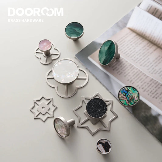 Dooroom Brass Furniture Handles Colorful Shell Matt Brushed Nickel Silver Hooks Wardrobe Dresser Cupboard Cabinet Drawer Knobs DOOROOM