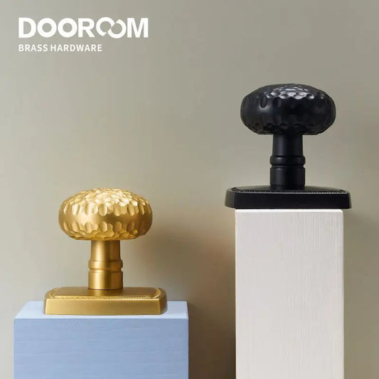Dooroom Brass Door Lock Set Hammered Modern Bedroom Bathroom Double Lever Dummy Privacy Passage Hidden Handle Knob DOOROOM