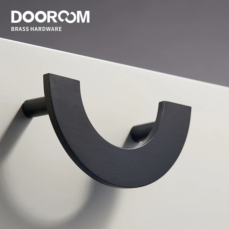 Dooroom Brass Furniture Handles Modern Light Luxury Semi Circle Pulls Wardrobe Dresser Cupboard Cabinet Drawer half moon Knobs DOOROOM