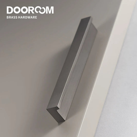 Dooroom Brass Furniture Handles Modern Fashion Grey Wardrobe Dresser Cupboard Cabinet Drawer Show Box Wine Bar Pulls Knobs DOOROOM