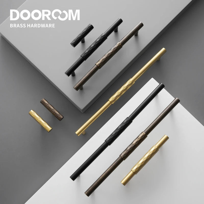 Dooroom Brass Furniture Handles Modern Italian Style Hammered Pulls T-bar Cupboard Wardrobe Dresser Shoe Box Drawer Cabinet Knob DOOROOM