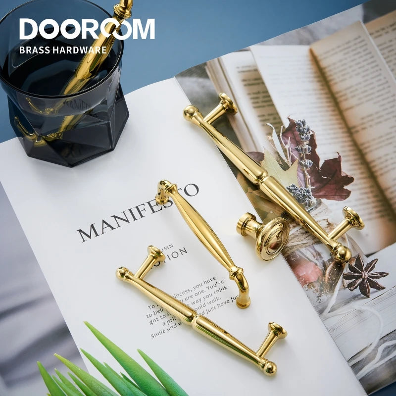 Dooroom Brass Furniture Handles Light Luxury European Gold Chrome Pulls Wardrobe Dresser Cupboard Cabinet Drawer Wine Bar Knobs DOOROOM
