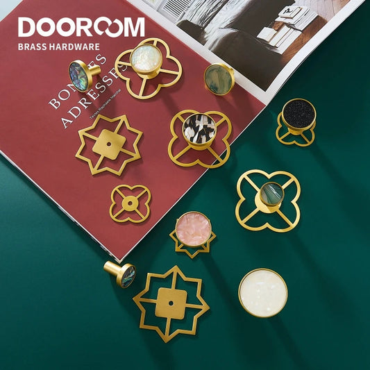 Dooroom Brass Furniture Handles Shell Simple Nordic Pastoral Wardrobe Dresser Knobs Cupboard Cabinet Drawer Round Colorful Pulls DOOROOM