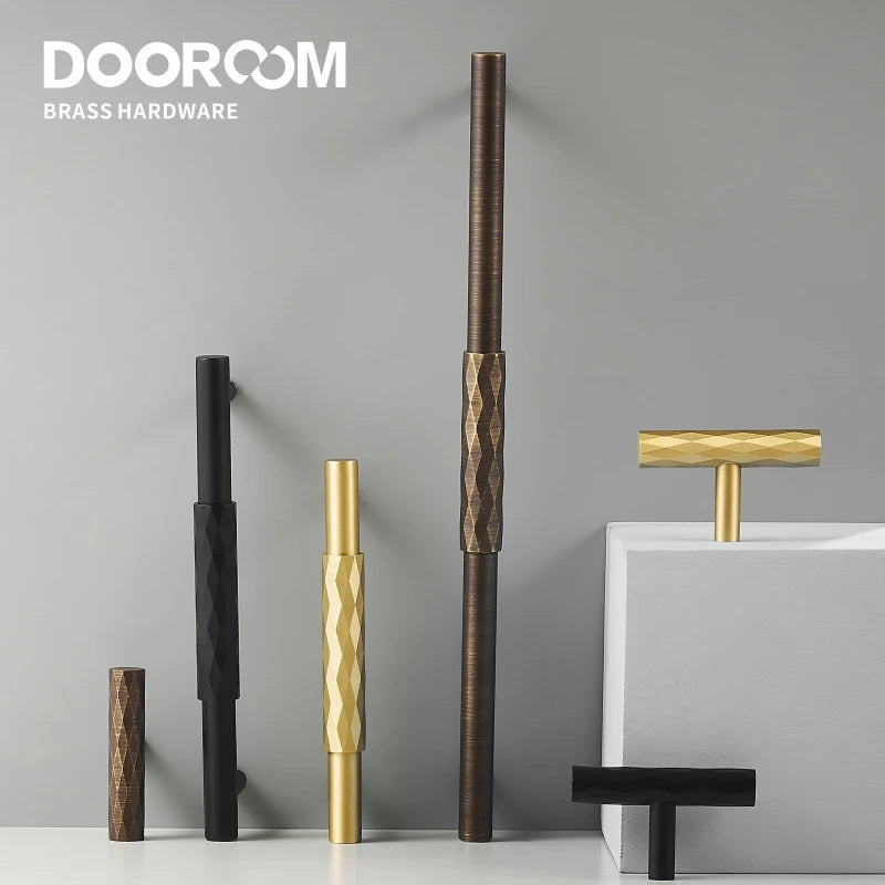 Dooroom Brass Furniture Handles Modern Italian Style Hammered Pulls T-bar Cupboard Wardrobe Dresser Shoe Box Drawer Cabinet Knob DOOROOM