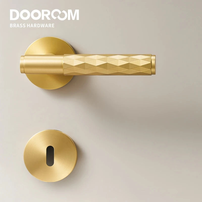 Dooroom Brass Hammered Door Lock Set Interior Bedroom Bathroom Double Wood Door Lever Set Dummy Privacy Passage Key Escutcheon DOOROOM