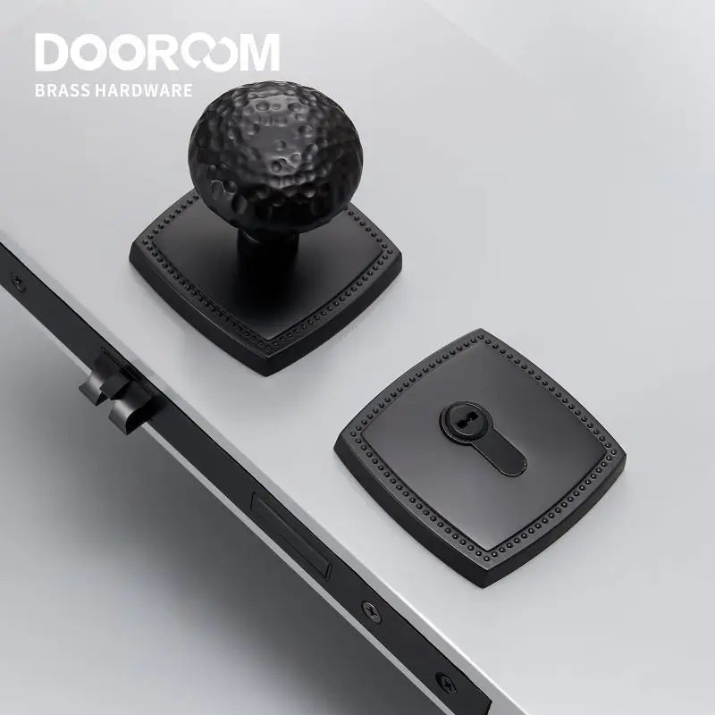 Dooroom Brass Door Lock Set Hammered Modern Bedroom Bathroom Double Lever Dummy Privacy Passage Hidden Handle Knob DOOROOM