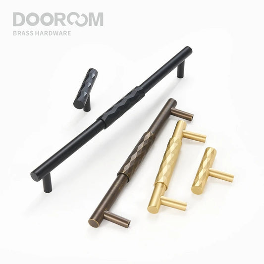 Dooroom Brass Furniture Handles Modern Italian Style Hammered Pulls T-bar Cupboard Wardrobe Dresser Shoe Box Drawer Cabinet Knob DOOROOM