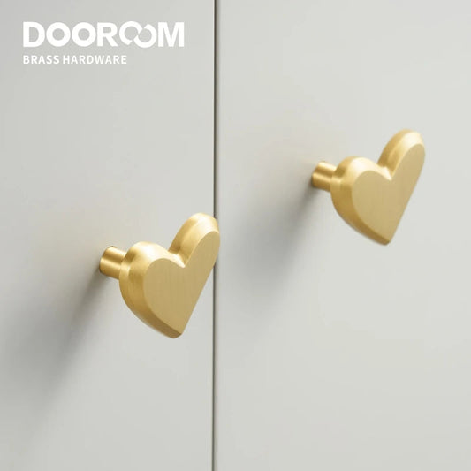 Dooroom Brass Heart Shaped Furniture Handles Wardrobe Dresser Cupboard Cabinet Drawer Shoe Box Knobs Clothes Hangers Wall Hooks DOOROOM