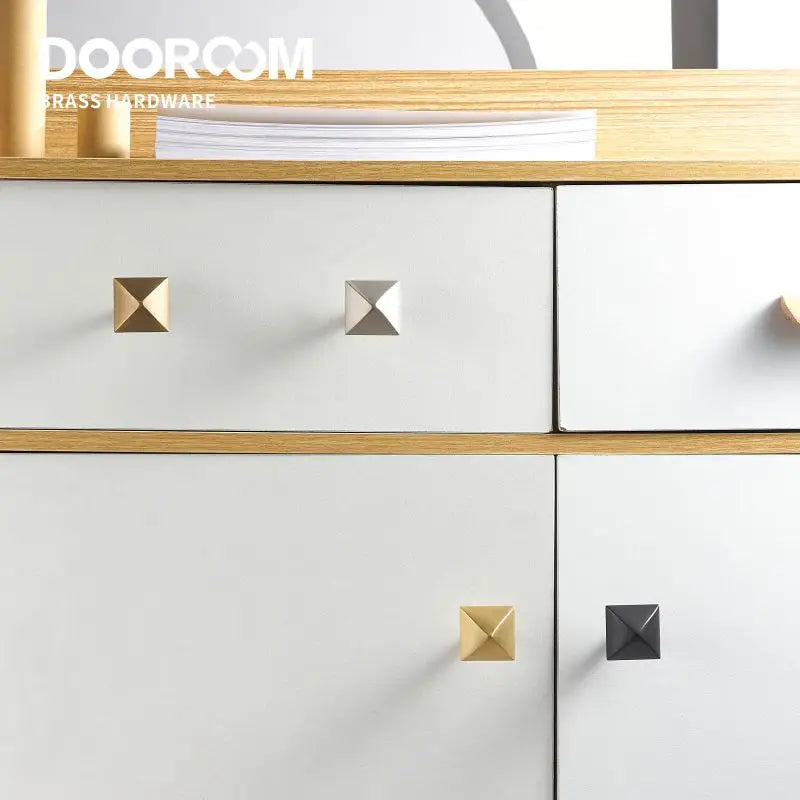 Dooroom Brass Furniture Handles Matt Brushed Nickel Yellow Bronze Pulls Cupboard Wardrobe Dresser Shoe Box Drawer Cabinet Knobs DOOROOM