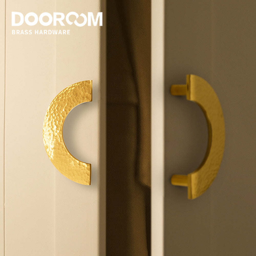 Dooroom Brass Furniture Handles Modern Hammered Round Hexagon Pulls Wardrobe Dresser Cupboard Cabinet Drawer Wine Bar Knobs DOOROOM